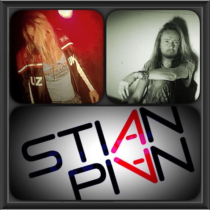 Follow us on Facebook:

https://www.facebook.com/Stianpianband